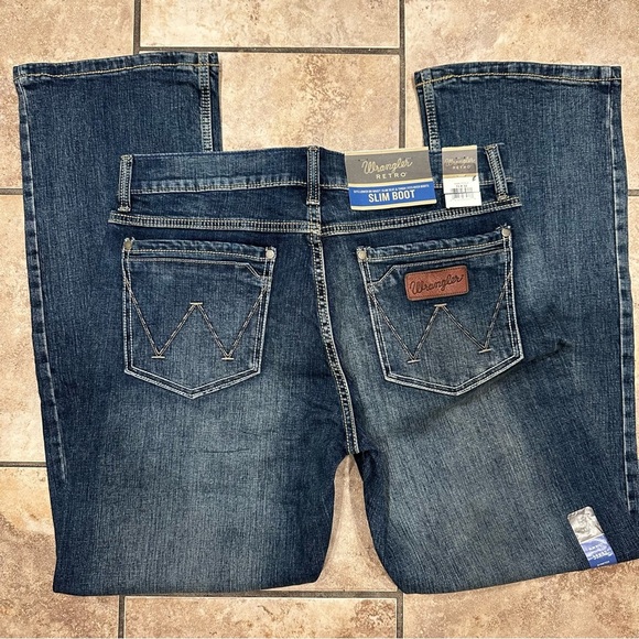 NWT MEN'S WRANGLER RETRO® SLIM FIT BOOT CUT STRAIGHT LEG LOW RISE JEANS 33 x 32 - Picture 1 of 16